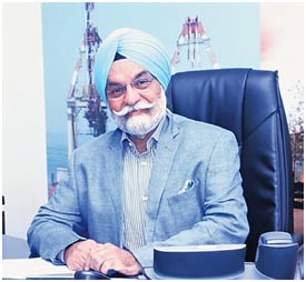 Mr.Capt. Agyapal Singh Khuman
