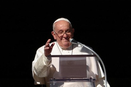 Vatican approves blessings for same-sex couples in landmark ruling