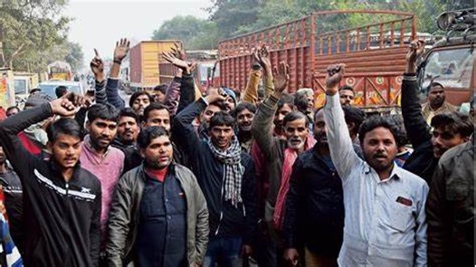 Karnataka truck drivers to go on indefinite strike from January 17