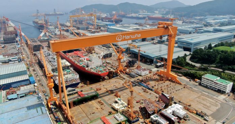 South Korean shipbuilder Hanwha Ocean wins $1.8 billion contract for 8 LNG vessels