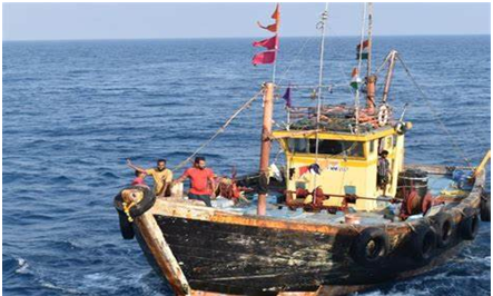 ICG Apprehends Fishing Vessel, With Five Crew, Off Maharashtra Coast; Five Tons of Unaccounted Diesel Valued at Rs 27 Lakh Seized