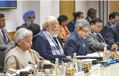 PM Modi chairs Pre-Budget meeting with economists