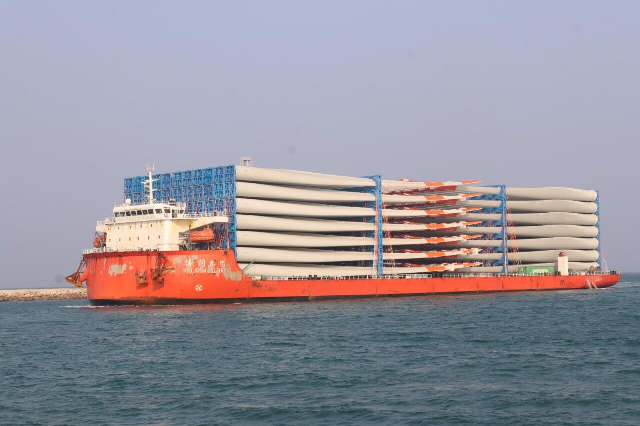 Historic milestone: VOC Port handles 147 windmill blades from a single vessel, the highest in India