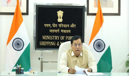 Sarbananda Sonowal interacts with the brave Crew of Indian Flagged LPG Carriers Shivalik & Nanda Devi