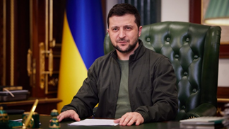 Zelenskyy orders army not to attack Russia's Red Square parade