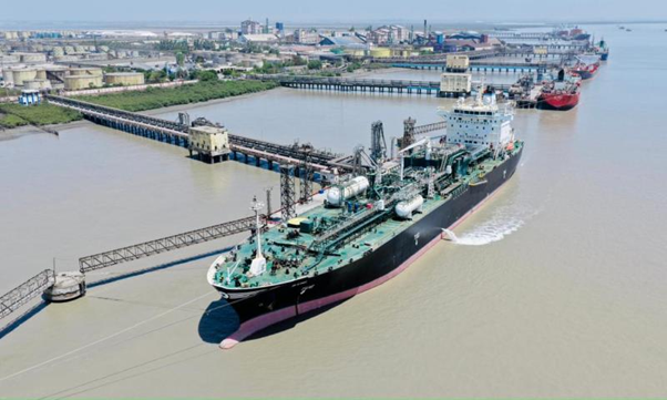 LPG Tanker ‘Symi’ Reaches Kandla After Safe Passage Through Strait of Hormuz
