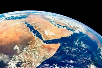 Saudi $1 Trillion Wealth Fund Weighs Creating a Logistics Gian