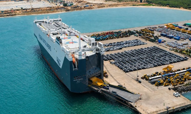 Höegh Aurora Makes Maiden Call to India, Expanding Low-Emission Vehicle Shipping Capacity