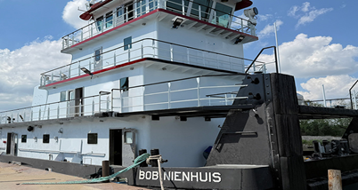 Intracoastal Iron Works builds M/V Bob Nienhuis for Hines Furlong Line. 