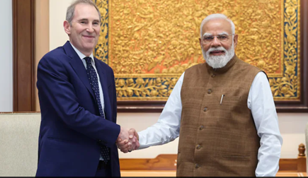 Amazon CEO meets PM Modi, to invest $48 Billion in India over 4 Years