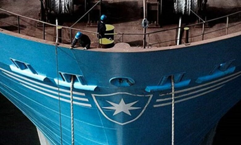 Maersk goes from red to black