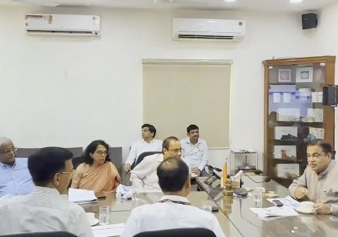 “These transformative projects are shaping next generation of India’s infrastructure,” says Nitin Gadkari reviewing NHLML projects