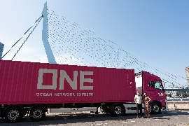 DM Transport Deploys First Electric Truck as Rotterdam Port Logistics Transition Expands