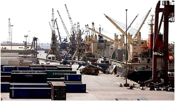 Yemen's Mocha port halts operations after Houthi attacks, port director says