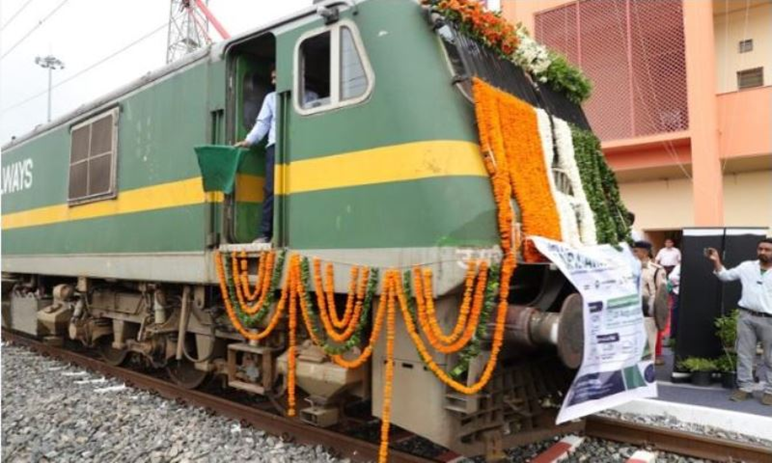 DFCCIL Launches Rapid Cargo Service Linking NCR and Gujarat