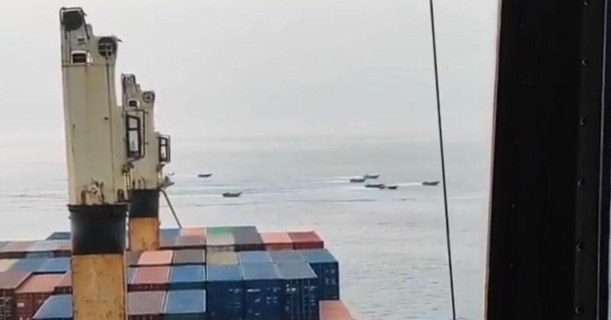 Video Shows IRGC Boats Surrounding Indian-Crewed Ship, Firing RPG in Strait Of Hormuz