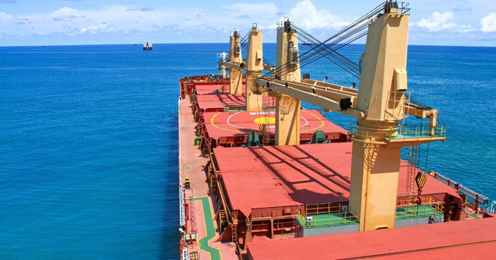 Strait of Hormuz Traffic Falls below 20 Ships over Weekend amid US-Iranian Blockades