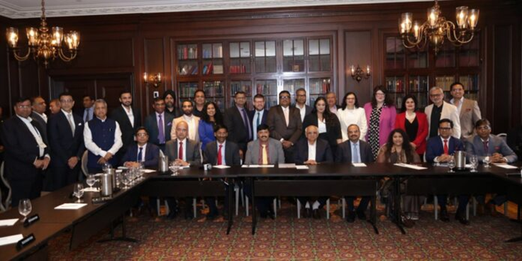 Gujarat CM holds round table meetings with entrepreneurs of TiE Toronto and Canadian Hindu Chamber of Commerce
