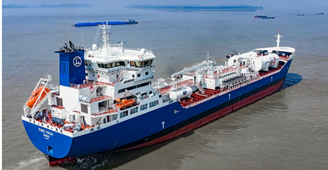 VIDEO: Four shipowners order Furetank Vinga product tankers