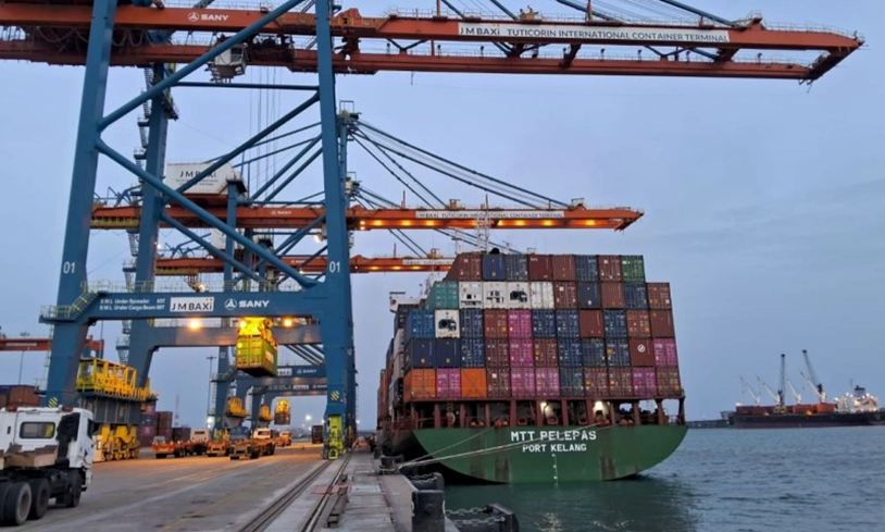 X-Press Feeders Makes First Service Call at TICT, Tuticorin