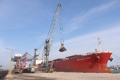 VOC Port creates history by handling a record 2,17,332 Tonnes in a Single-Day