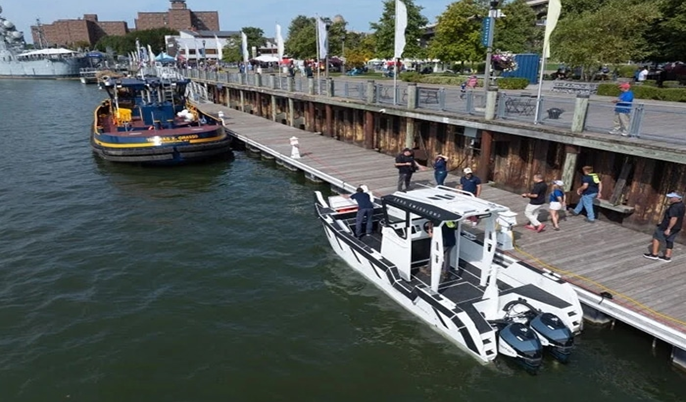 Photon Marine wins $1M Megaboost Award for Erie Canal marine electrification project