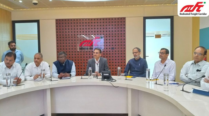 Alok Tiwari Reviews DFCCIL Operations, Emphasises Automation and AI