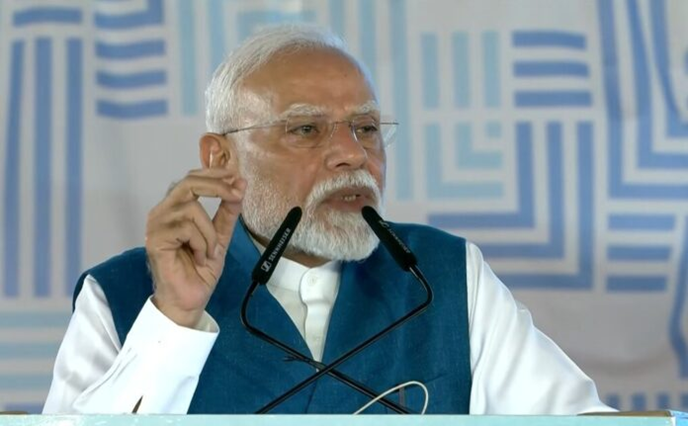 Prime Minister Narendra Modi lays the foundation stone, inaugurates and dedicates various development projects worth over ₹13,000 crore in Chennai, Tamil Nadu