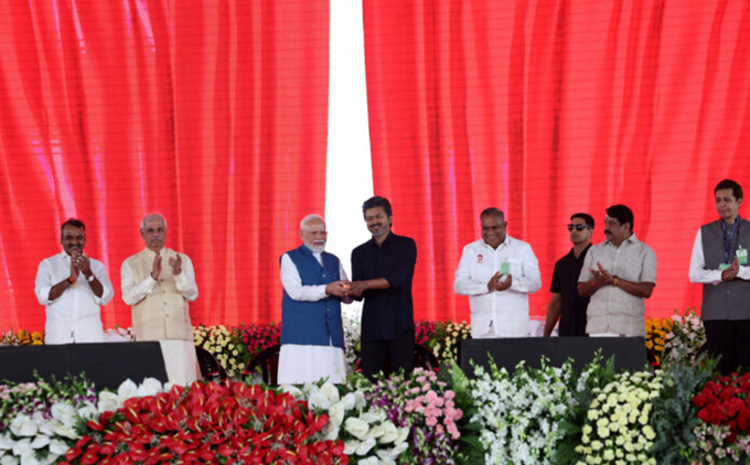 PM Modi lays the foundation stone, inaugurates and dedicates various development projects worth over ₹13,000 crore in Chennai
