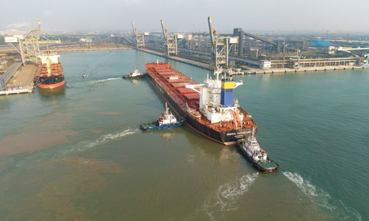 Paradip Port Records Strong Growth in PCI Coal and Pig Iron Handling in FY 2026–27